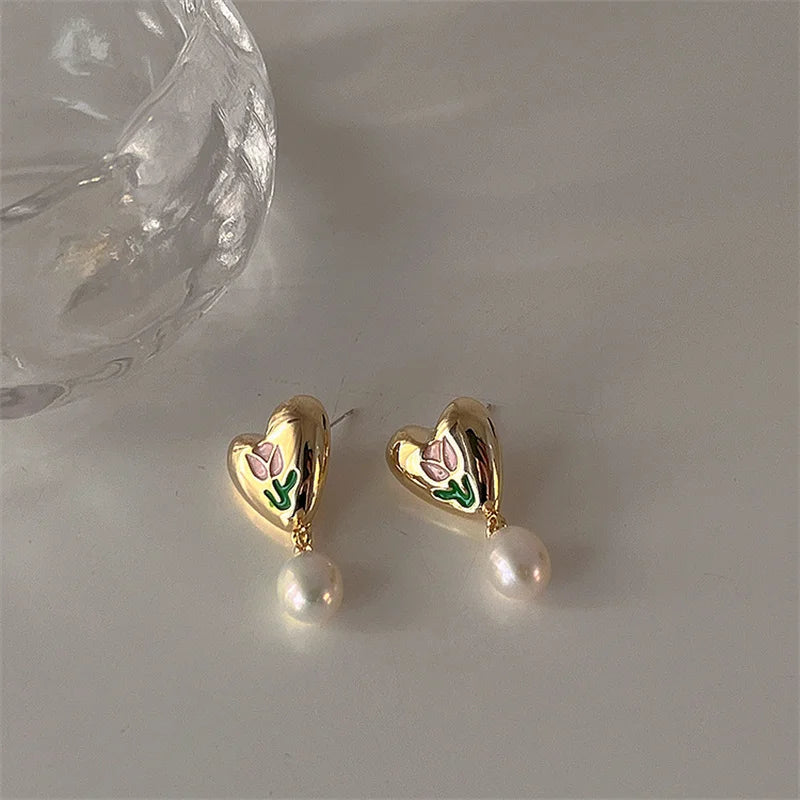 French Retro Tulip Heart Pearl Drop Earrings