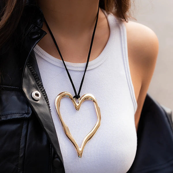 Hollow Geometric Heart Pendant Rope Necklace