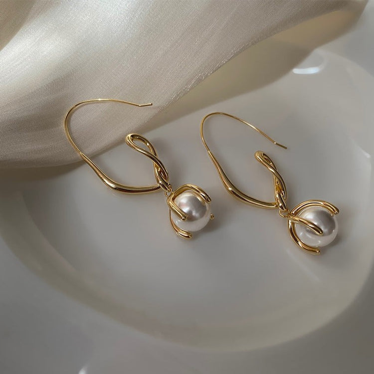 Vintage Imitation Pearl Statement Pendant Earrings