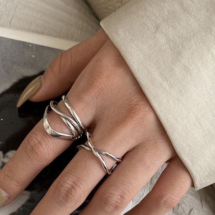 Sleek Silver Color Edgy Rings - Set of 2