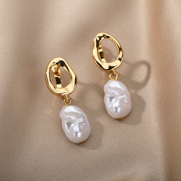 Elegant Imitation Pearl Pendant Earrings