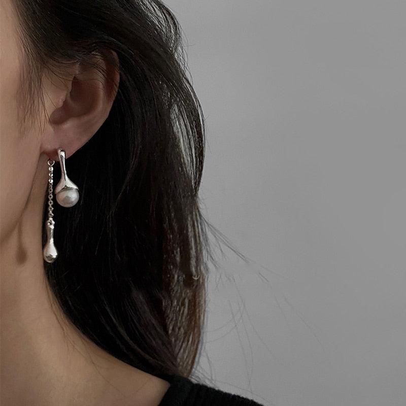 Asymmetric Pendant Earrings In Silver - Mad Jade's